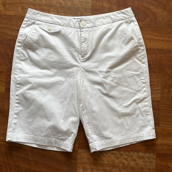 Dockers Pants - BNWOT Dockers bright white Favorite fit collection